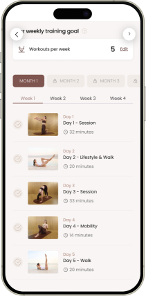 Pilates Linfodrenante® app weekly training plan with Carlotta Gagna's daily workout sessions and monthly schedule