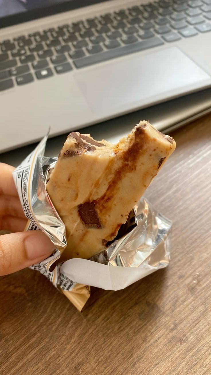 Barretta proteica vaniglia e cioccolato